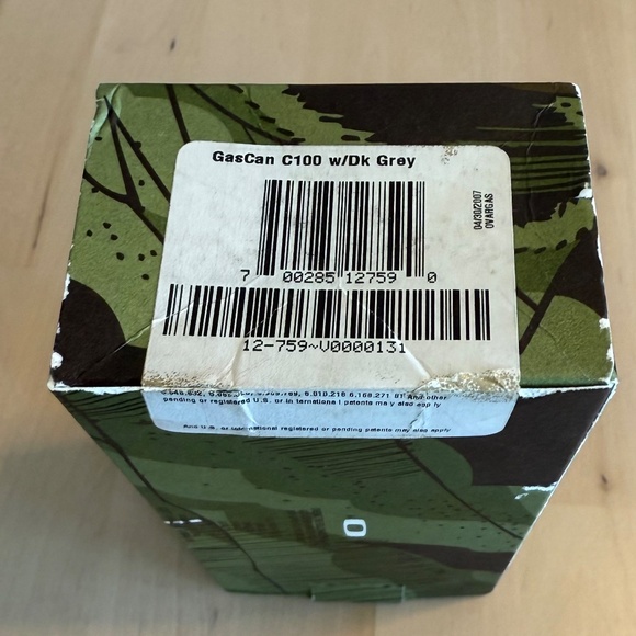 Ultra RARE - NIB - OAKLEY Gascan - C100 - Limited Artist Edition (only 500 made) - Picture 6 of 7